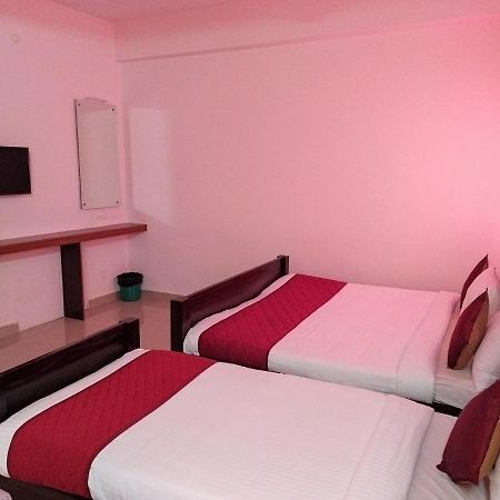 Hotel Naadi Stayinn By Abedrooms Танджавур Екстериор снимка